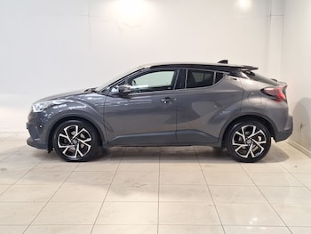 Used Toyota C-HR 2018 for sale - 75622336: Photo
