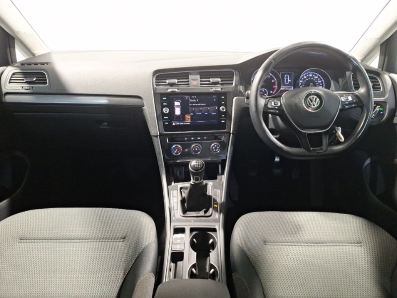 Used Volkswagen Golf 2019 for sale - 77273065: Photo 2