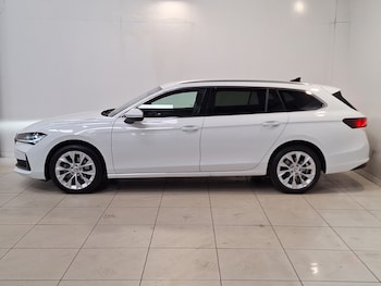 Used Skoda Superb 2024 for sale - 79044238: Photo