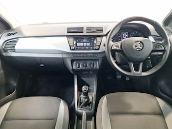 Used Skoda Fabia 2018 for sale - 78203159: Photo