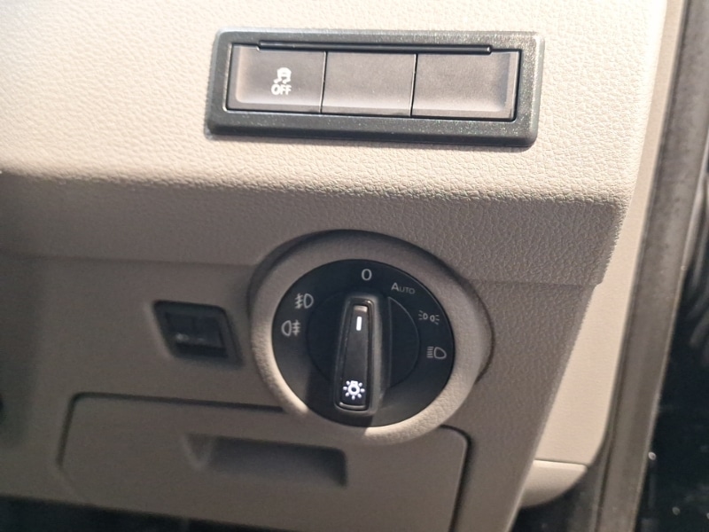 Used Volkswagen Transporter 2023 for sale - 78032896: Photo 15