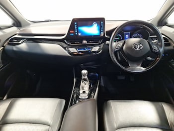 Used Toyota C-HR 2018 for sale - 78647314: Photo