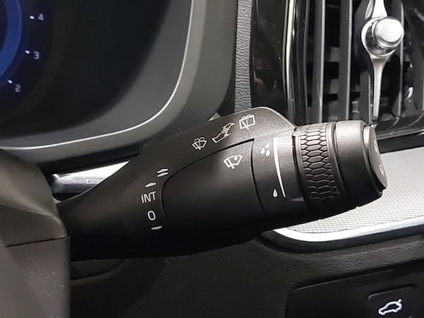 Used Volvo XC60 2023 for sale - 76311538: Photo 18
