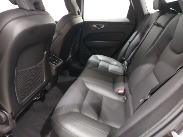 Used Volvo XC60 2023 for sale - 76311538: Photo 6