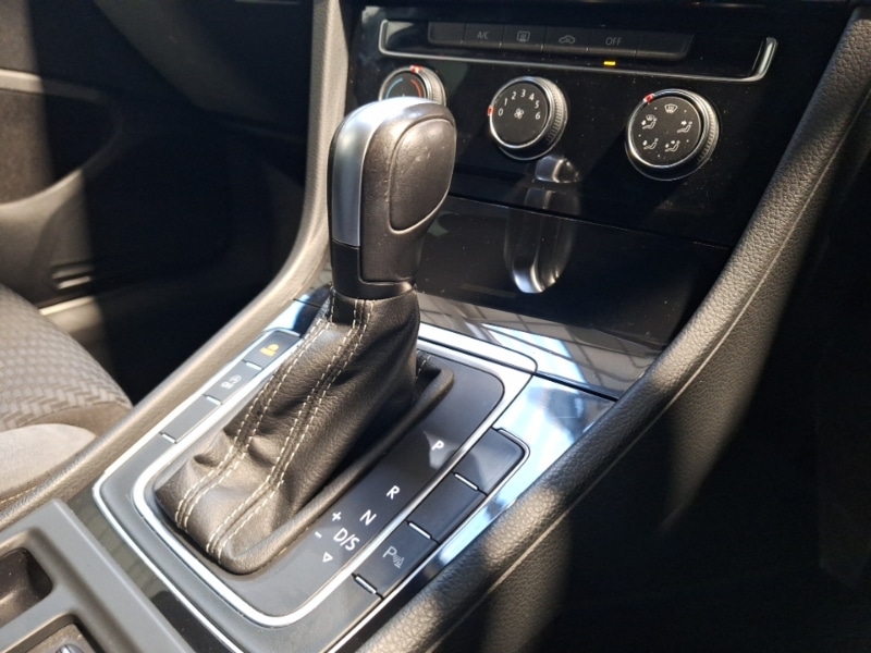 Used Volkswagen Golf 2019 for sale - 77004474: Photo 11