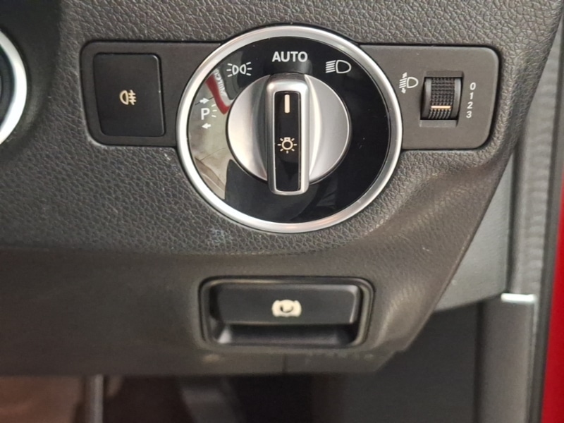 Used Mercedes-Benz A-Class 2016 for sale - 76893597: Photo 15