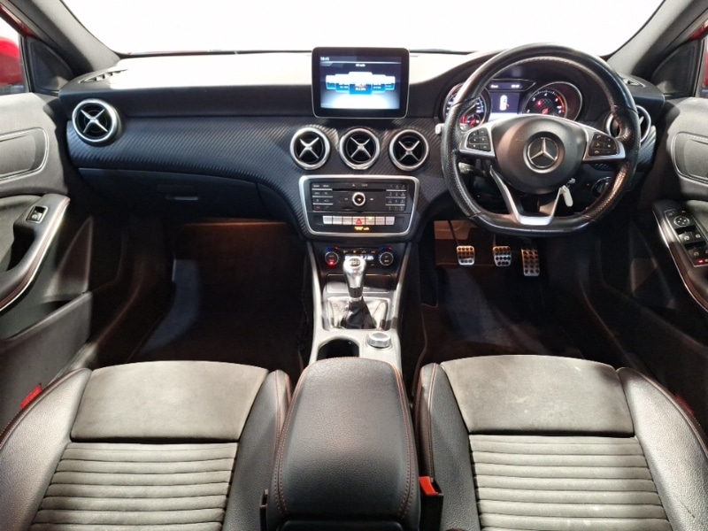 Used Mercedes-Benz A-Class 2016 for sale - 76893597: Photo 2