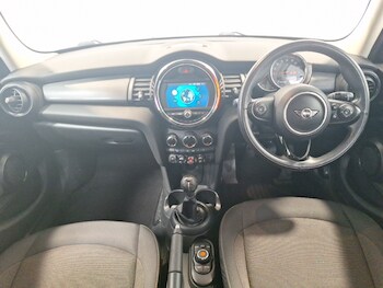 Used MINI Hatch 2018 for sale - 78490235: Photo