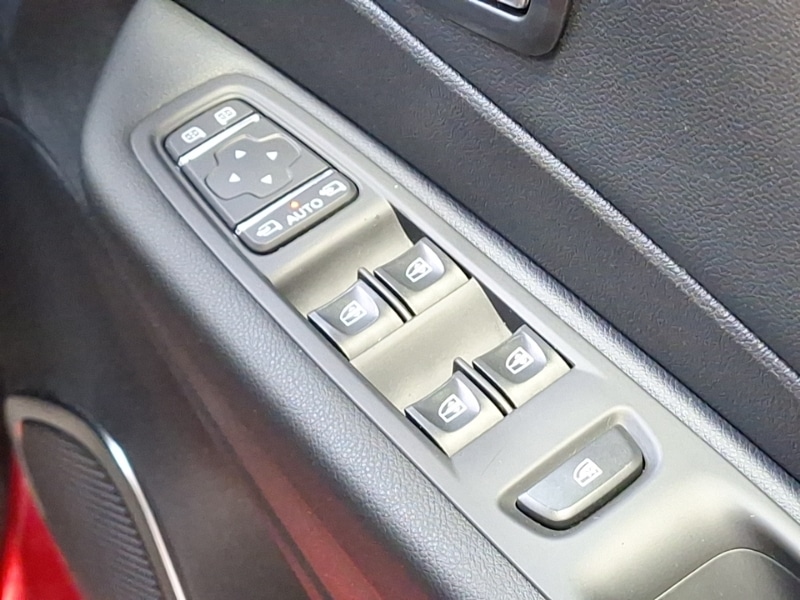 Used Renault Captur 2017 for sale - 76483851: Photo 14