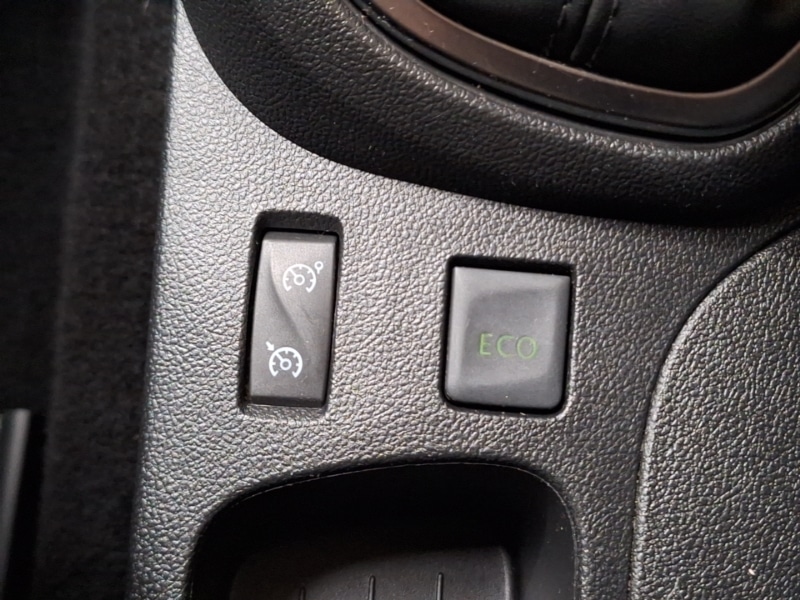 Used Renault Captur 2017 for sale - 76483851: Photo 18