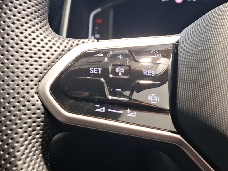 Used Volkswagen T-Roc 2022 for sale - 77304208: Photo 17