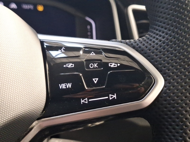 Used Volkswagen T-Roc 2022 for sale - 77304208: Photo 18