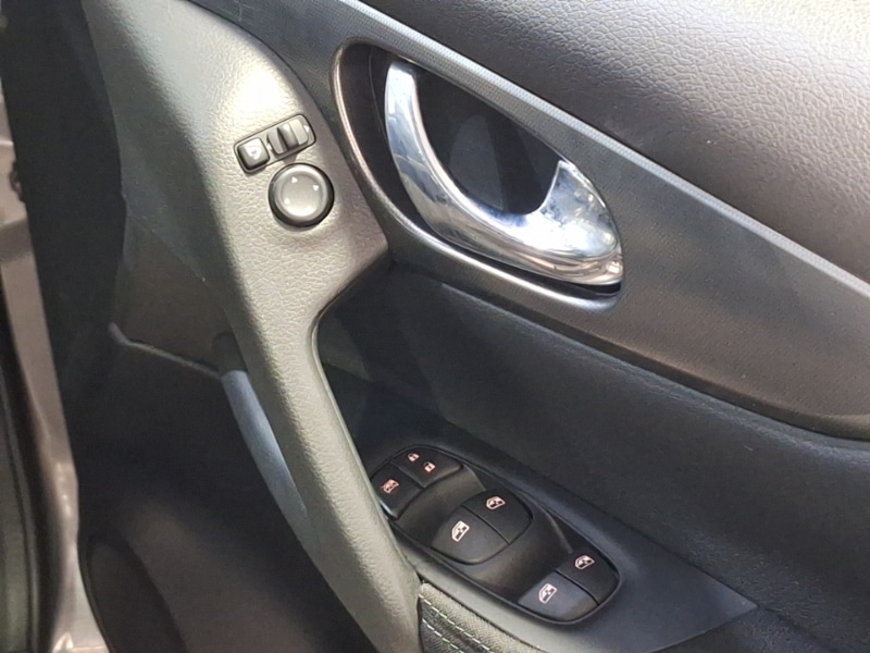 Used Nissan Qashqai 2018 for sale - 77656733: Photo 14