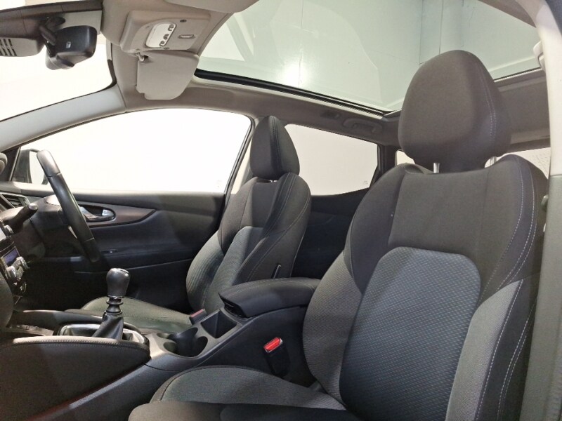 Used Nissan Qashqai 2018 for sale - 77656733: Photo 19