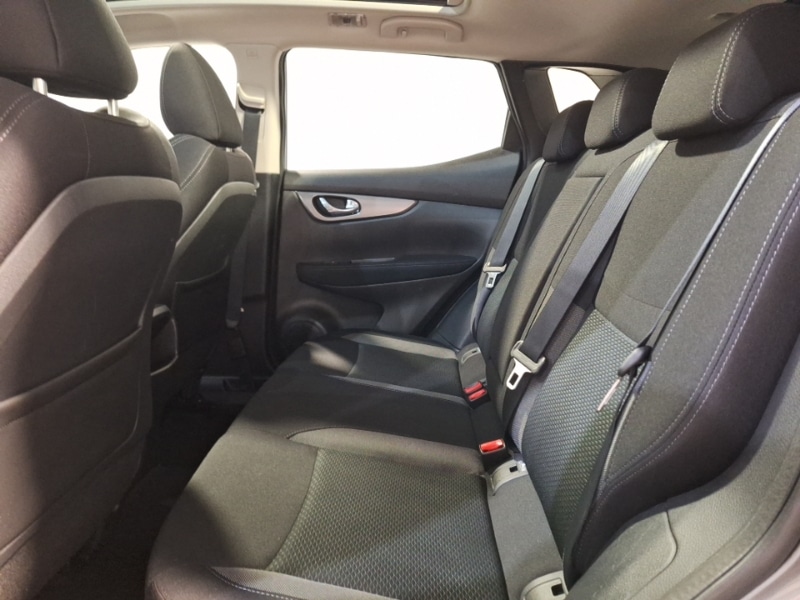 Used Nissan Qashqai 2018 for sale - 77656733: Photo 6