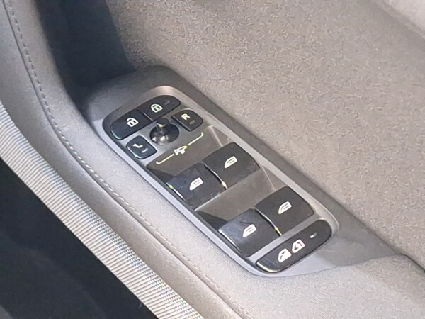 Used Polestar Polestar 2 2023 for sale - 76258312: Photo 14