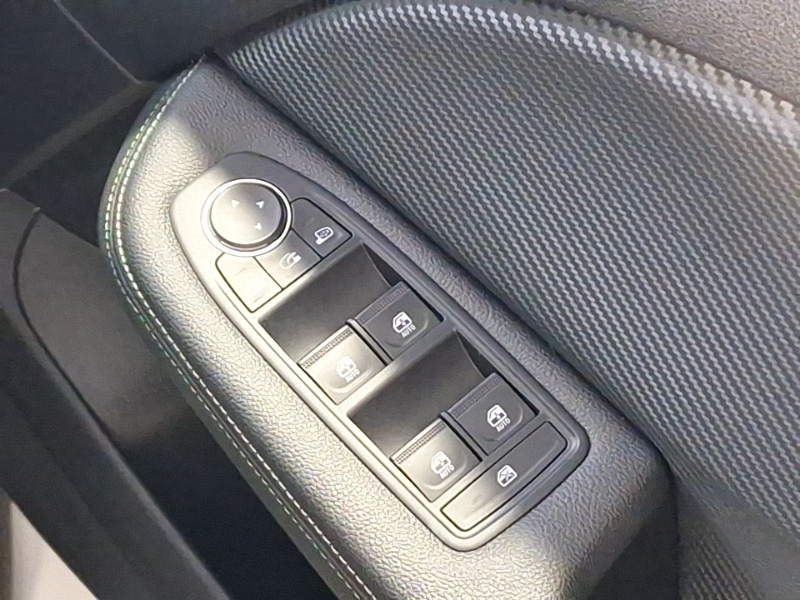 Used Renault Clio 2023 for sale - 77596583: Photo 14