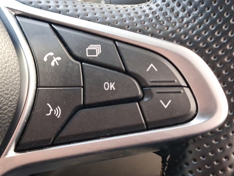 Used Renault Clio 2023 for sale - 77596583: Photo 17