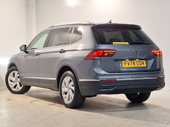 Used Volkswagen Tiguan Allspace 2024 for sale - 76906675: Photo