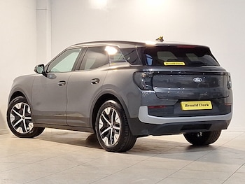 Used Ford Explorer 2025 for sale - 76795616: Photo