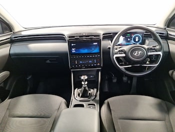 Used Hyundai TUCSON 2021 for sale - 76183201: Photo 2