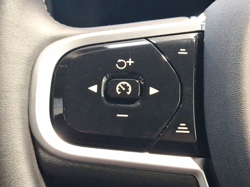 Used Volvo V60 2025 for sale - 78006228: Photo 15