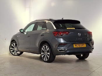 Used Volkswagen T-Roc 2019 for sale - 78816455: Photo