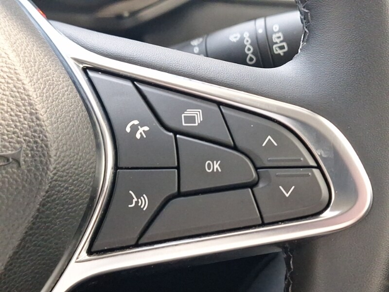 Used Renault Captur 2024 for sale - 77947745: Photo 17