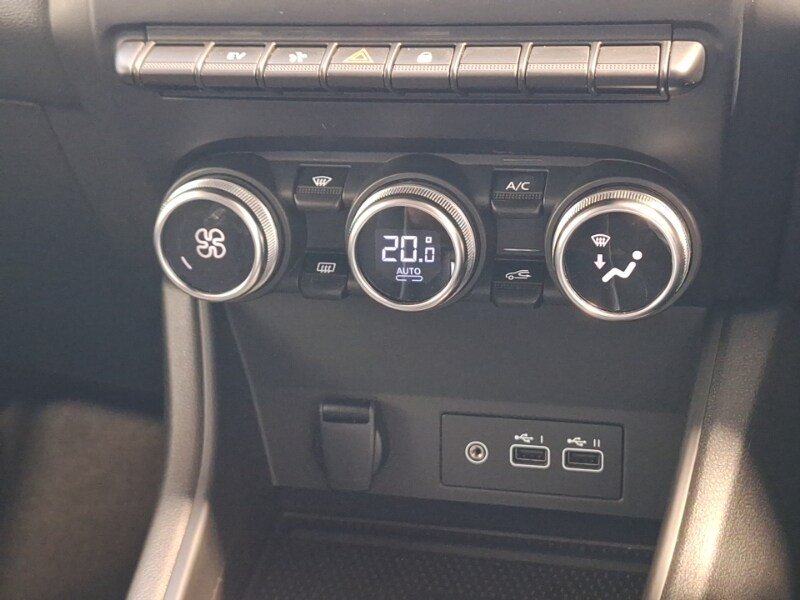 Used Renault Captur 2024 for sale - 77947745: Photo 18