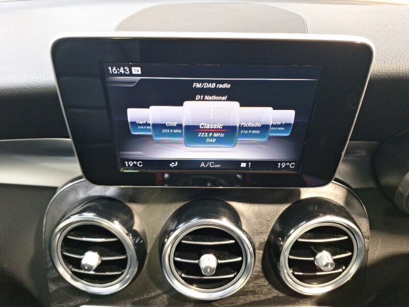 Used Mercedes-Benz GLC 2018 for sale - 78156055: Photo 11