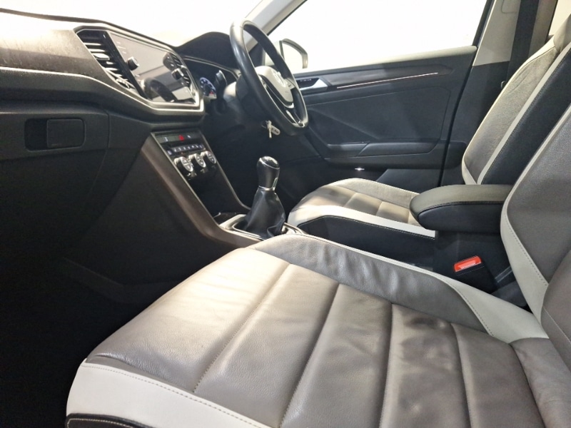 Used Volkswagen T-Roc 2019 for sale - 77224063: Photo 5