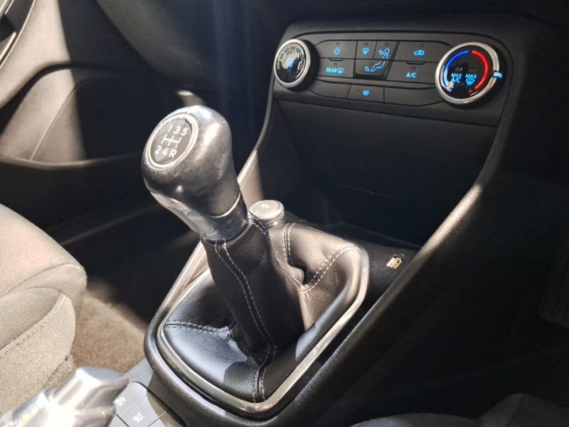 Used Ford Fiesta 2018 for sale - 76630608: Photo 11