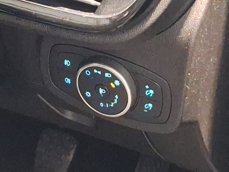 Used Ford Fiesta 2018 for sale - 76630608: Photo 15