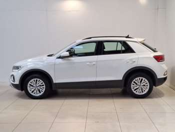 Used Volkswagen T-Roc 2023 for sale - 74767840: Photo