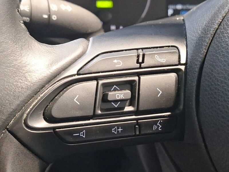 Used Mazda Mazda2 HYBRID 2024 for sale - 76465163: Photo 18