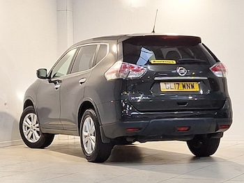 Used Nissan X-Trail 2017 for sale - 76331739: Photo