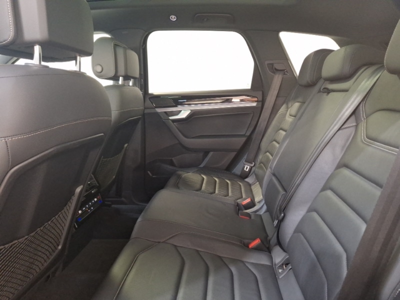 Used Volkswagen Touareg 2021 for sale - 76071259: Photo 6