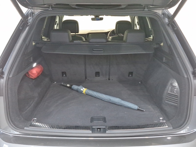 Used Volkswagen Touareg 2021 for sale - 76071259: Photo 8