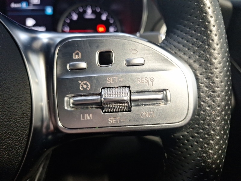 Used Mercedes-Benz GLC 2020 for sale - 76493550: Photo 15