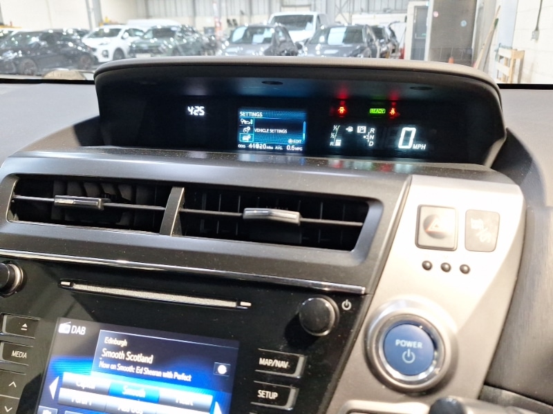 Used Toyota Prius+ 2019 for sale - 77797477: Photo 16