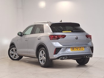 Used Volkswagen T-Roc 2024 for sale - 75442485: Photo