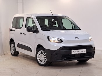 Used Toyota PROACE CITY Verso 2025 for sale - 78634023: Photo