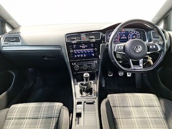Used Volkswagen Golf 2018 for sale - 78446778: Photo