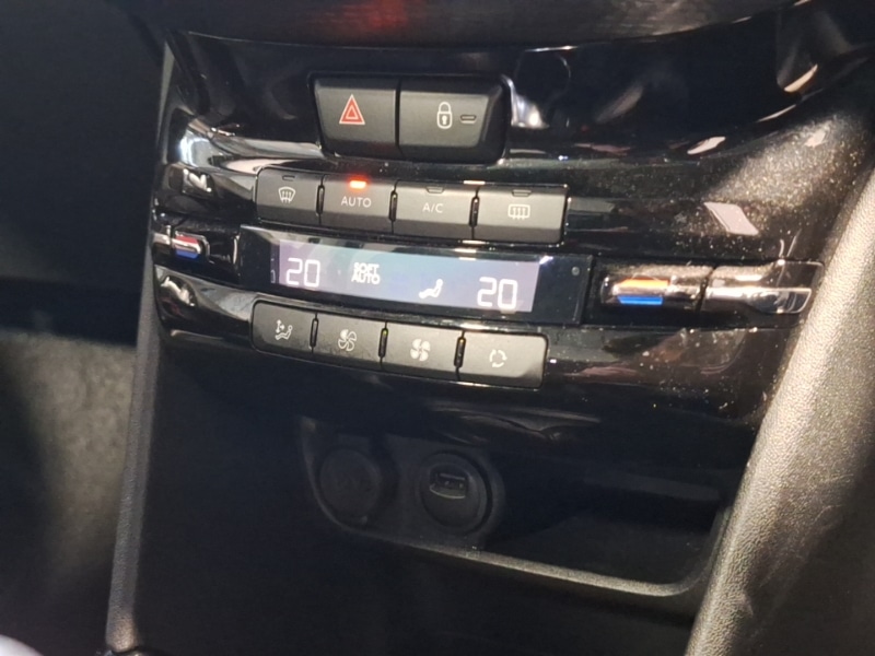 Used Peugeot 2008 2019 for sale - 76897621: Photo 18