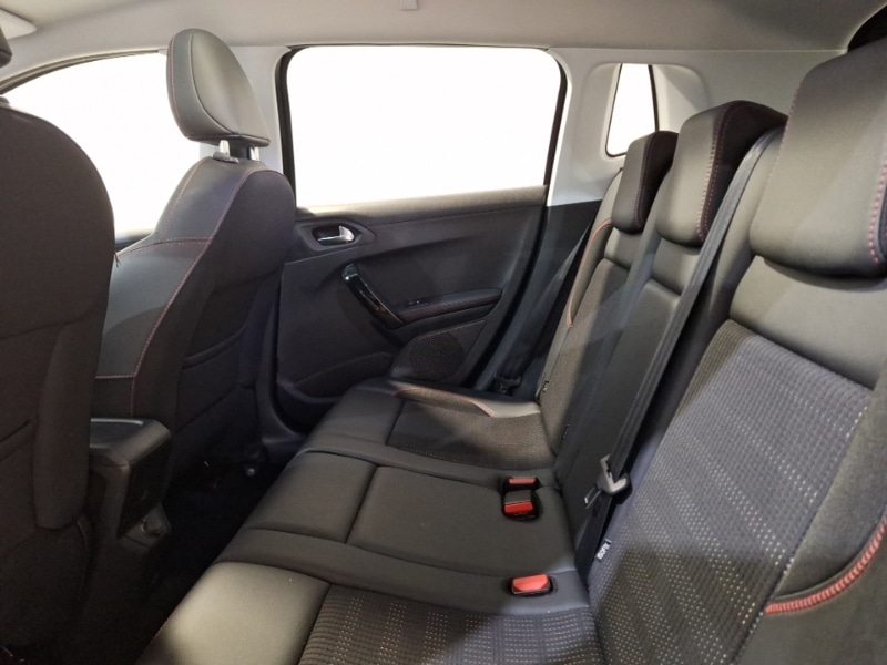Used Peugeot 2008 2019 for sale - 76897621: Photo 6
