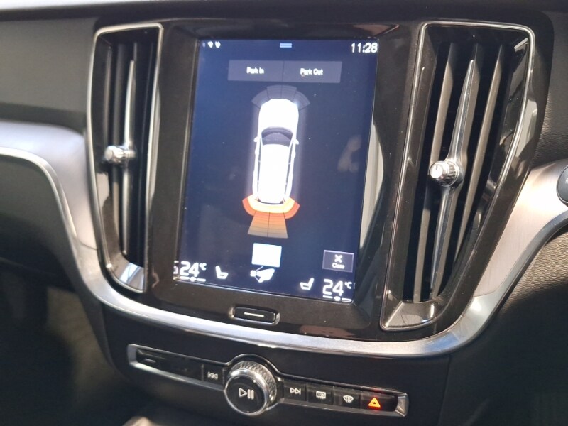 Used Volvo V60 2018 for sale - 78113800: Photo 10