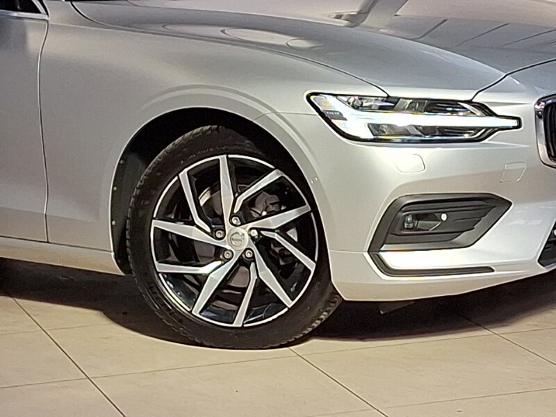 Used Volvo V60 2018 for sale - 78113800: Photo 9