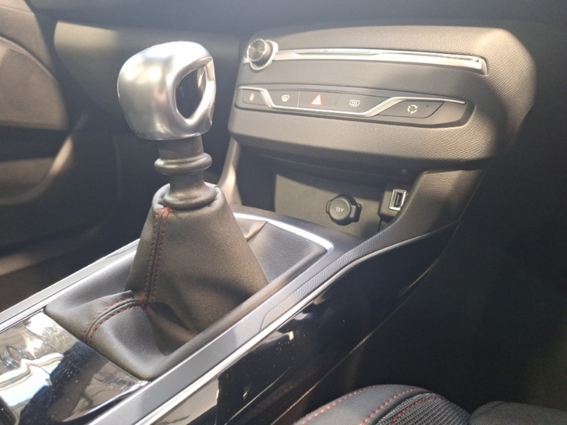 Used Peugeot 308 2018 for sale - 76579276: Photo 11