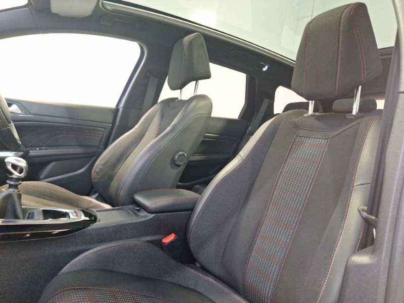 Used Peugeot 308 2018 for sale - 76579276: Photo 14