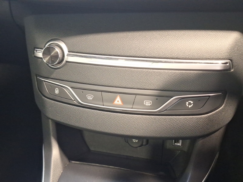 Used Peugeot 308 2018 for sale - 76579276: Photo 19